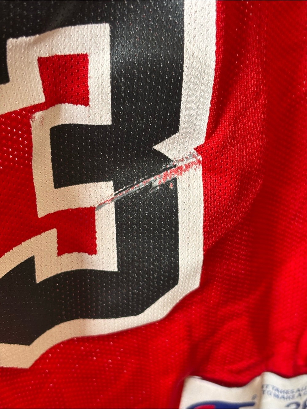 Chicago Bulls Michael Jordan 23 Jersey - Picture 7 of 10